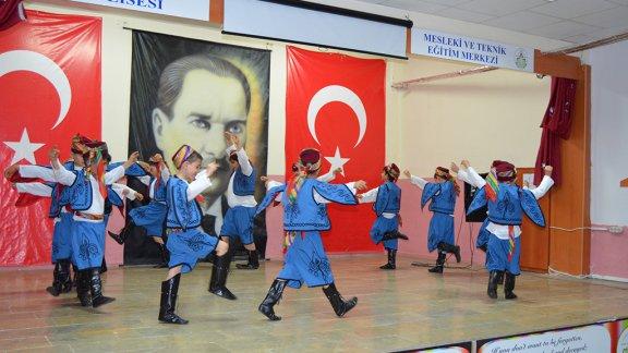 Türkiye Büyük Millet Meclisi´nin açılışının 97. yıldönümü, 23 Nisan Ulusal Egemenlik ve Çocuk Bayramı Coşkuyla Kutlandı