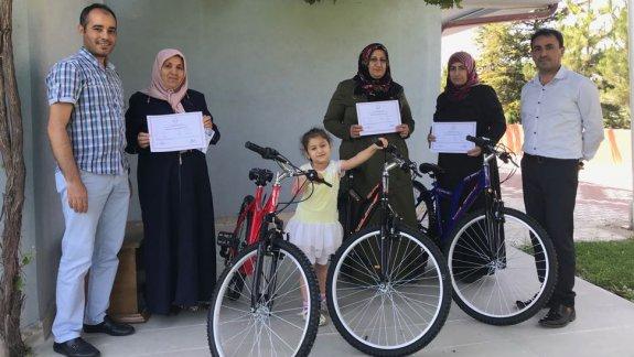 Okuryazarlık Seferberliği Belge ve Bisiklet Dağıtımı Gerçekleştirildi
