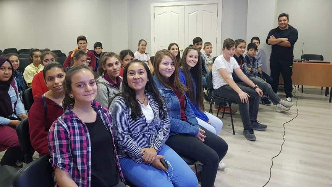 100.Yıl Atatürk Ortaokulu Liselere Tanıtım Gezisi Düzenledi